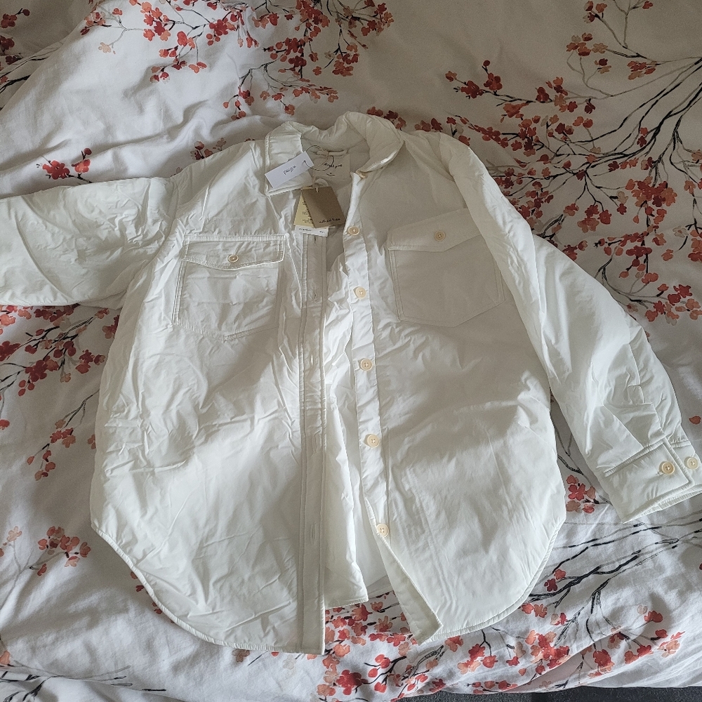 Aritzia Ganna size M BNWT